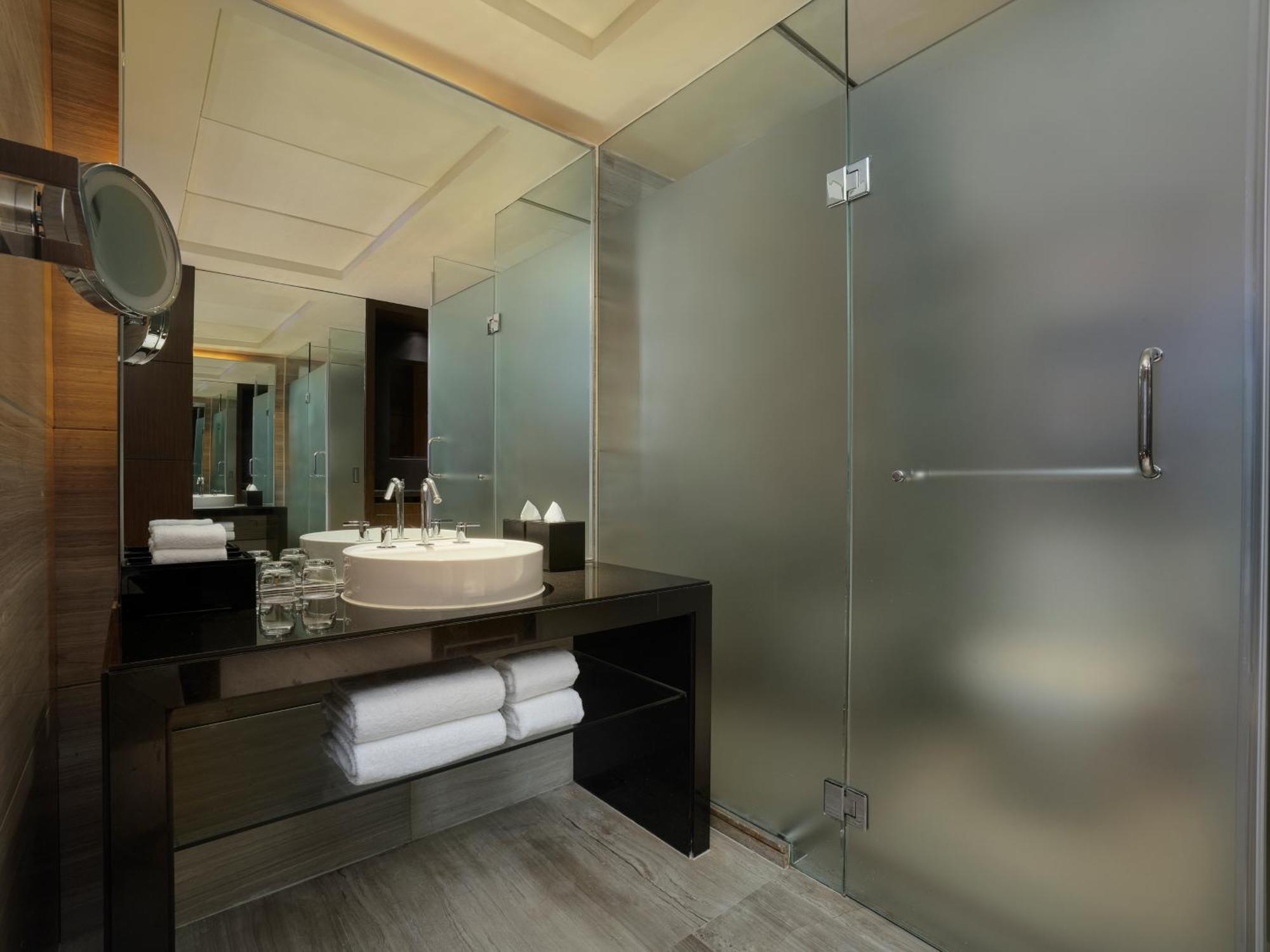 Courtyard By Marriott Shanghai Xujiahui Ngoại thất bức ảnh
